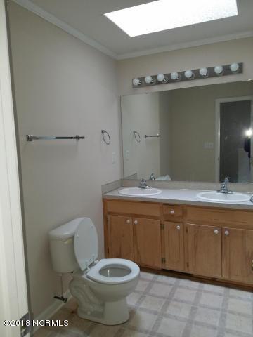 920 Spring Forest Road, Unit L1 Greenville, NC 27834 - Photo 8 of 9 Upstairs Bath