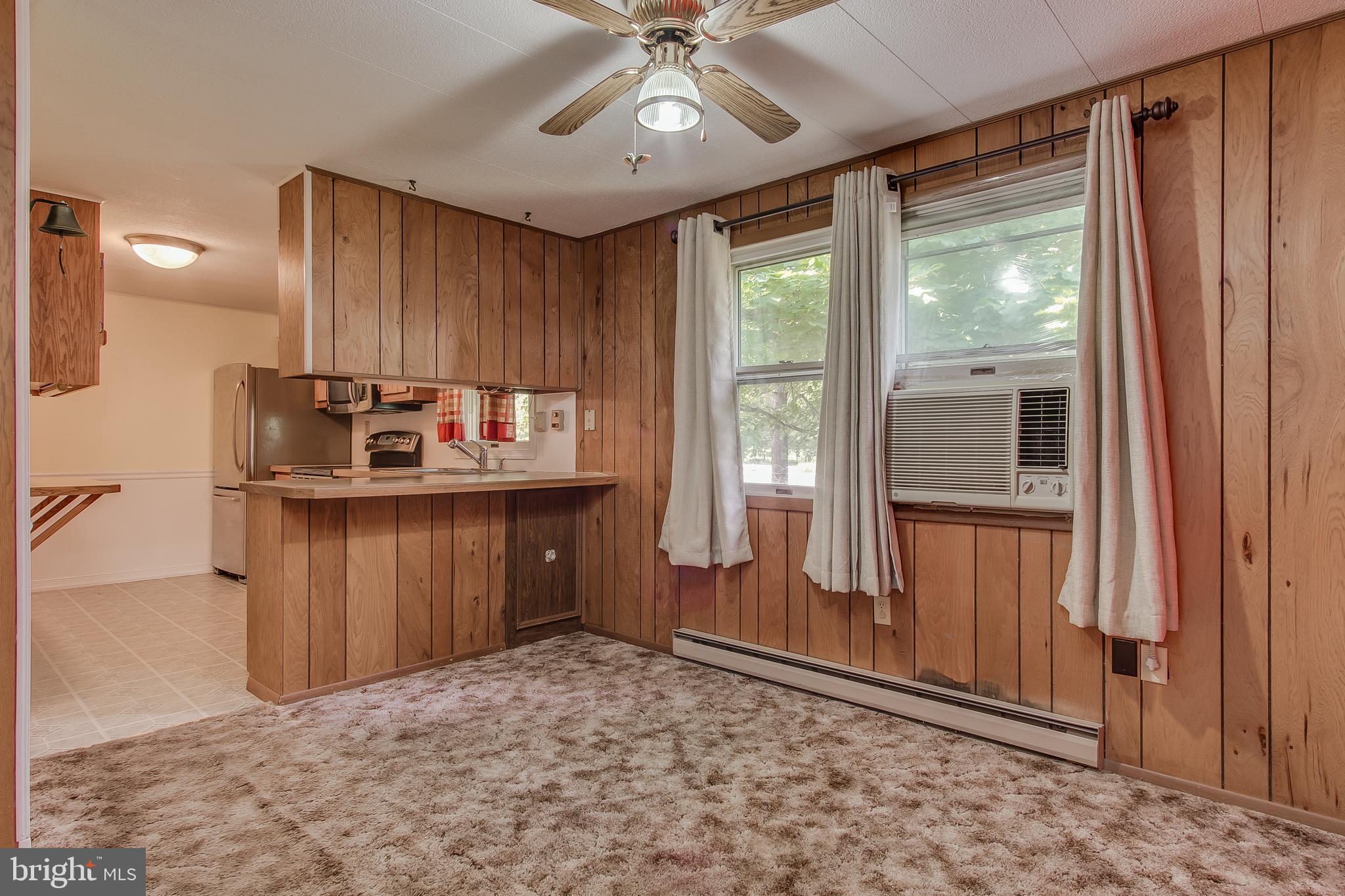 13348 Greensburg Road Smithsburg, MD 21783 - Photo 16 of 39 Dining area