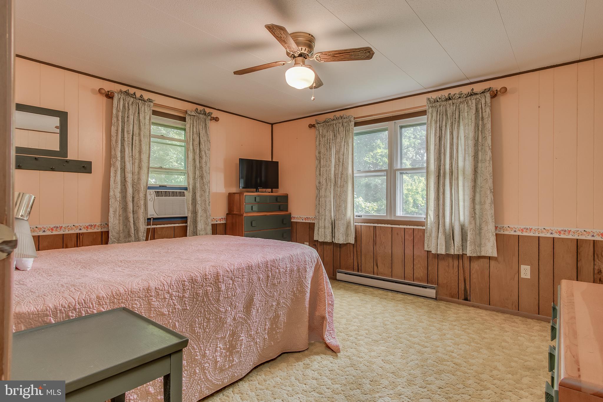 13348 Greensburg Road Smithsburg, MD 21783 - Photo 20 of 39 Bedroom 1