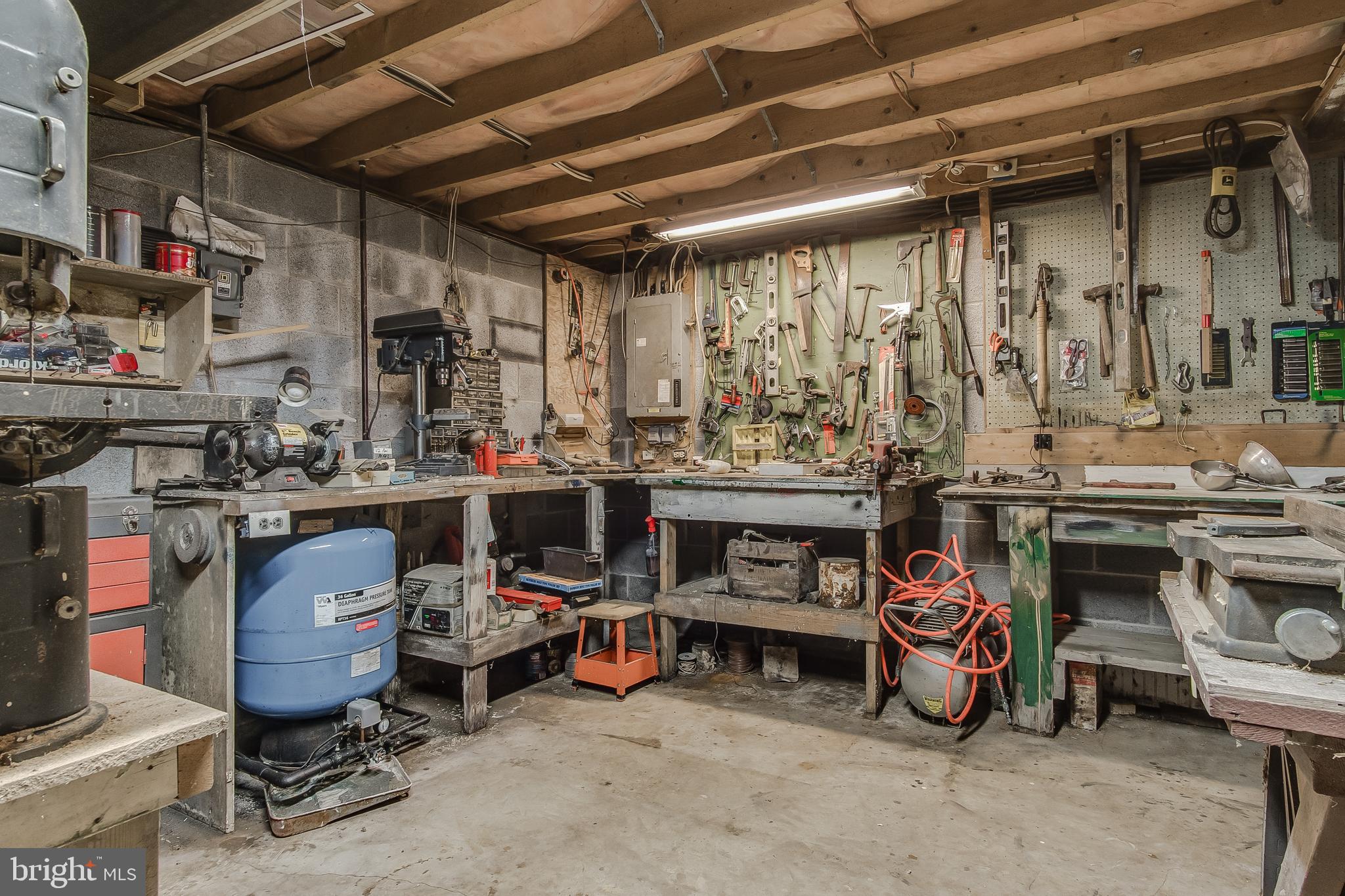 13348 Greensburg Road Smithsburg, MD 21783 - Photo 29 of 39 Basement workshop