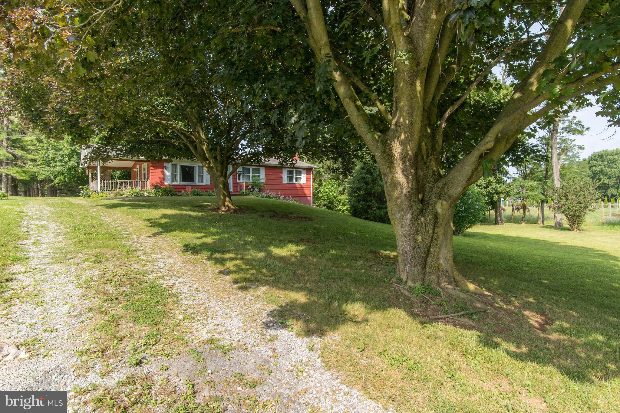 13348 Greensburg Road Smithsburg, MD 21783 - Photo 6 of 39