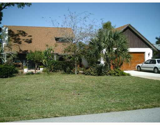 5275 Garfield Road Delray Beach, FL 33484 - Photo 1 of 16 Primary Photo