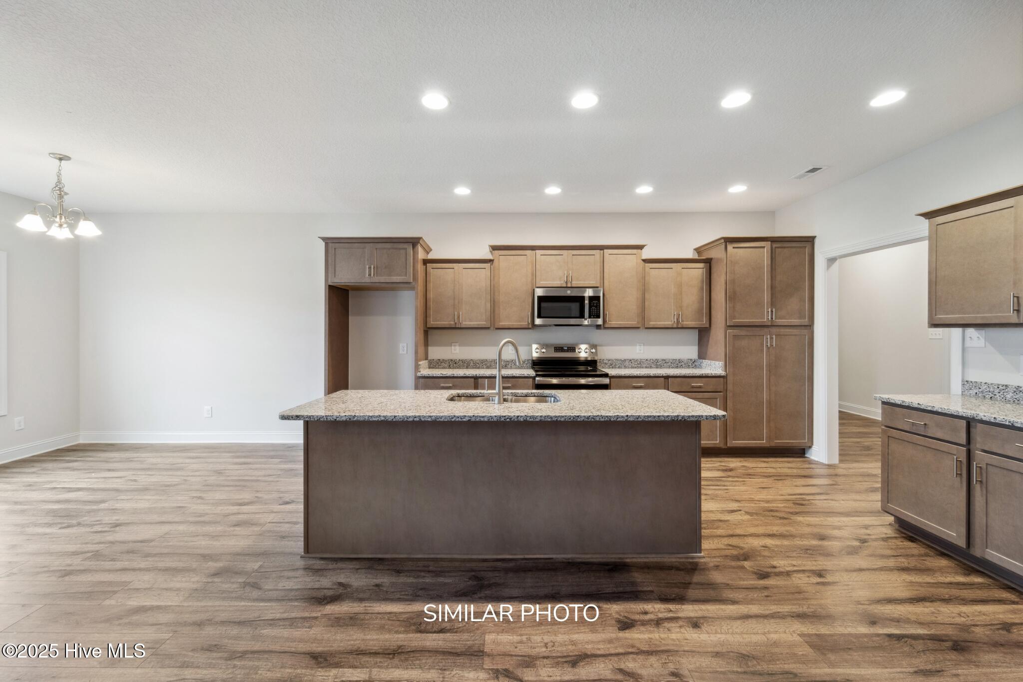 501 Huggins Way Jacksonville, NC 28546 - Photo 12 of 49 SIMILAR PHOTO 15 (4)