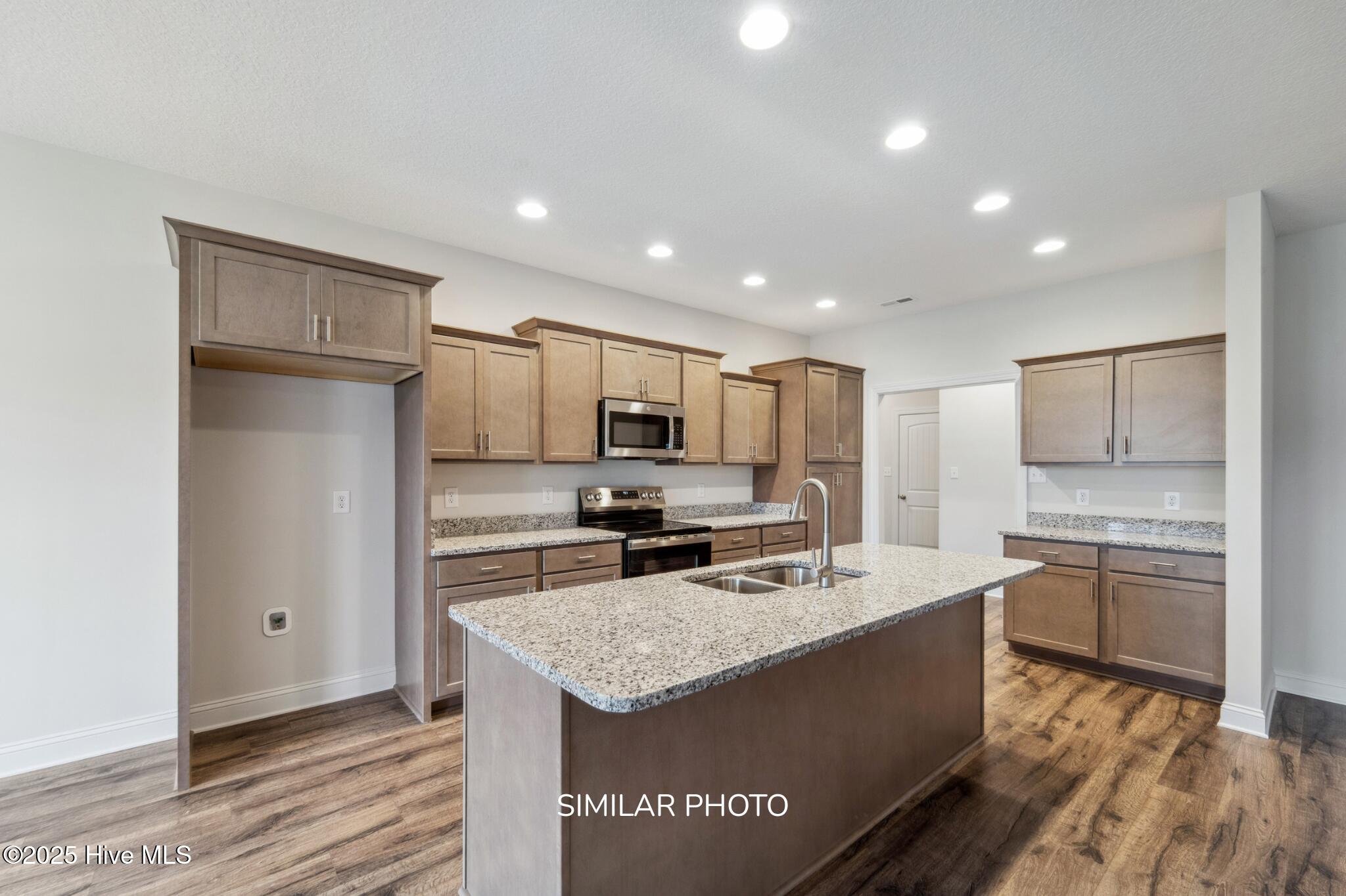 501 Huggins Way Jacksonville, NC 28546 - Photo 15 of 49 SIMILAR PHOTO 18 (4)