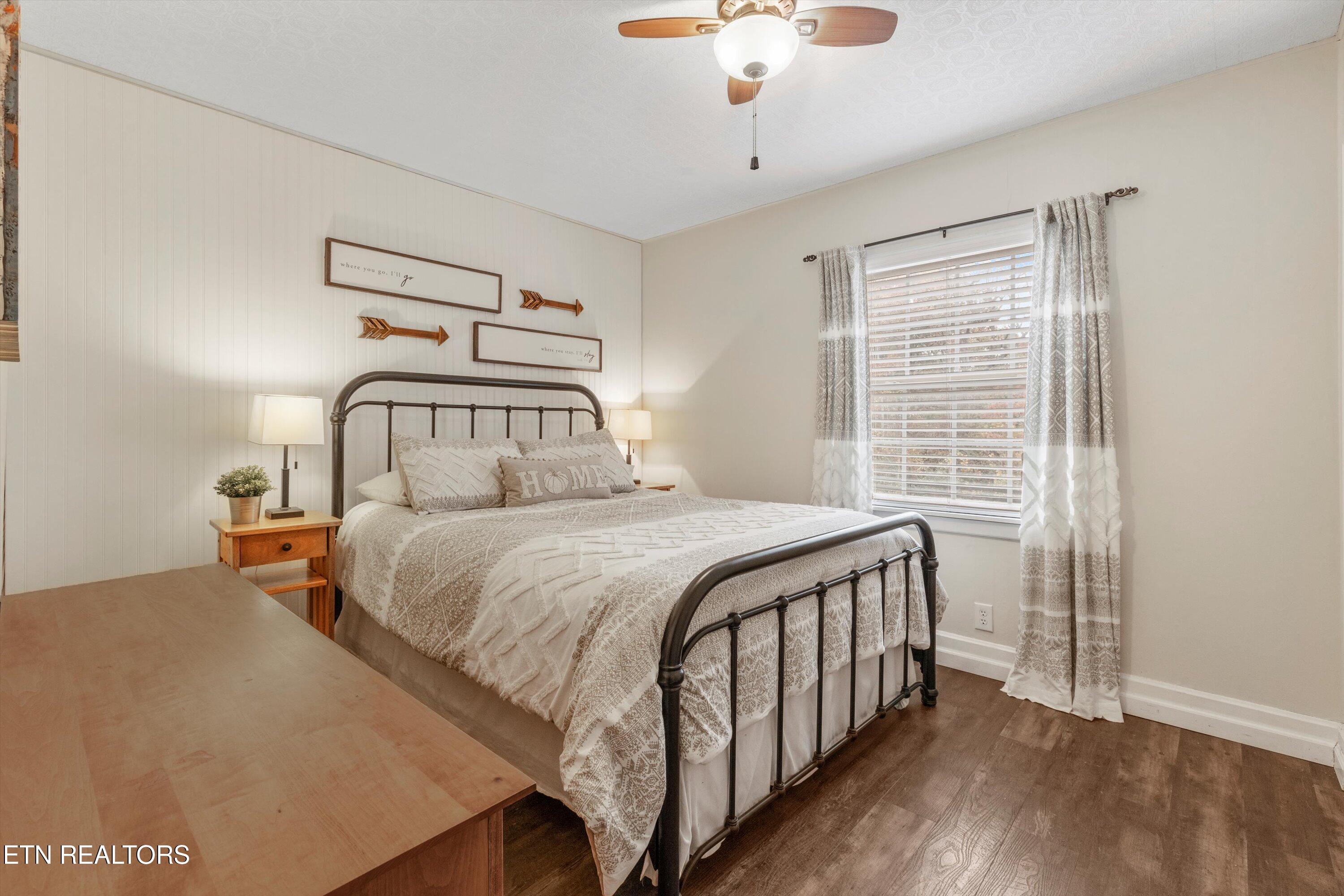 5702-5704 Wise Springs Road Knoxville, TN 37918 - Photo 12 of 36 16-5704 Wise Springs Rd-26