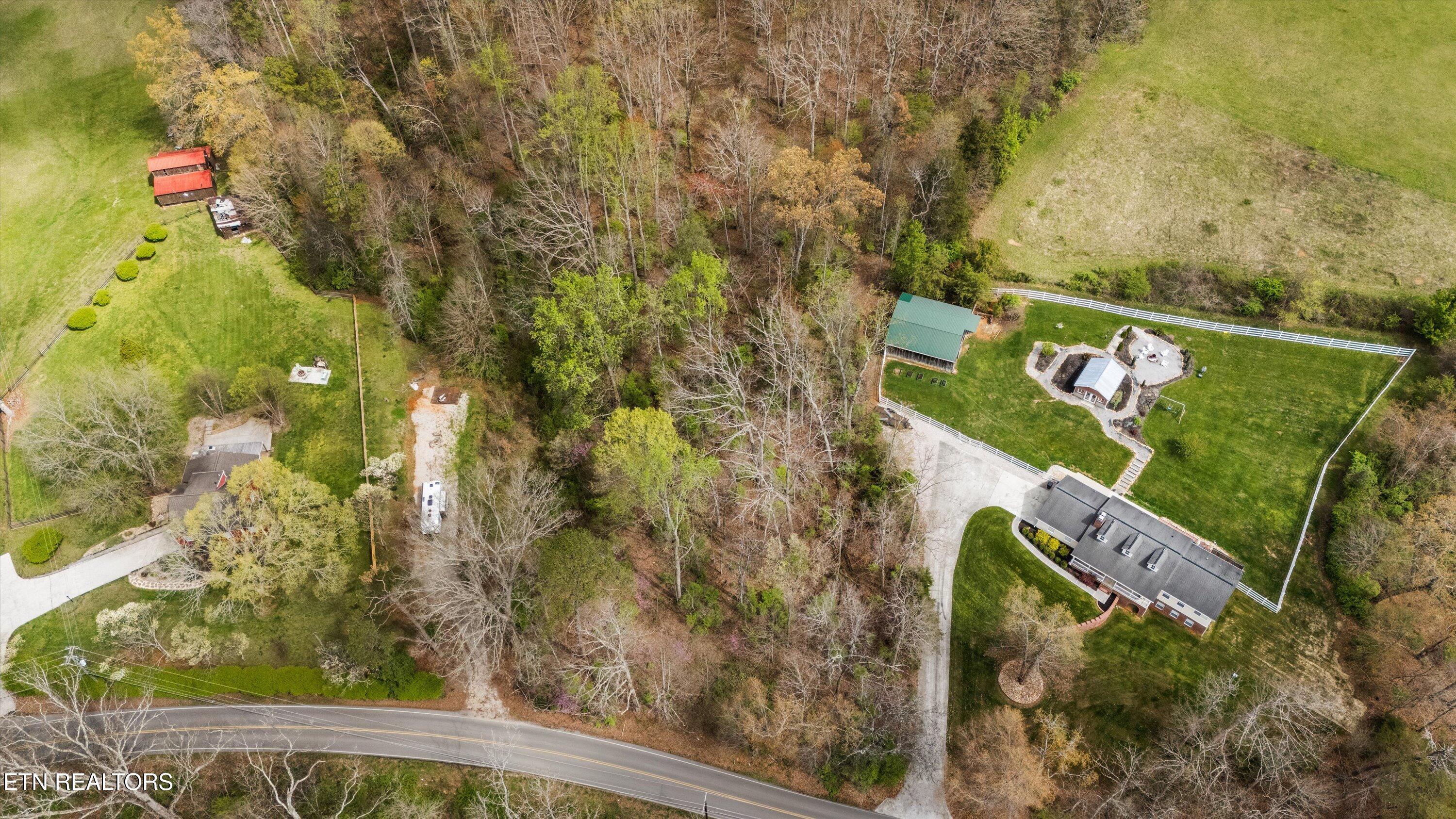 5702-5704 Wise Springs Road Knoxville, TN 37918 - Photo 36 of 36 30-5704 Wise Springs Rd01