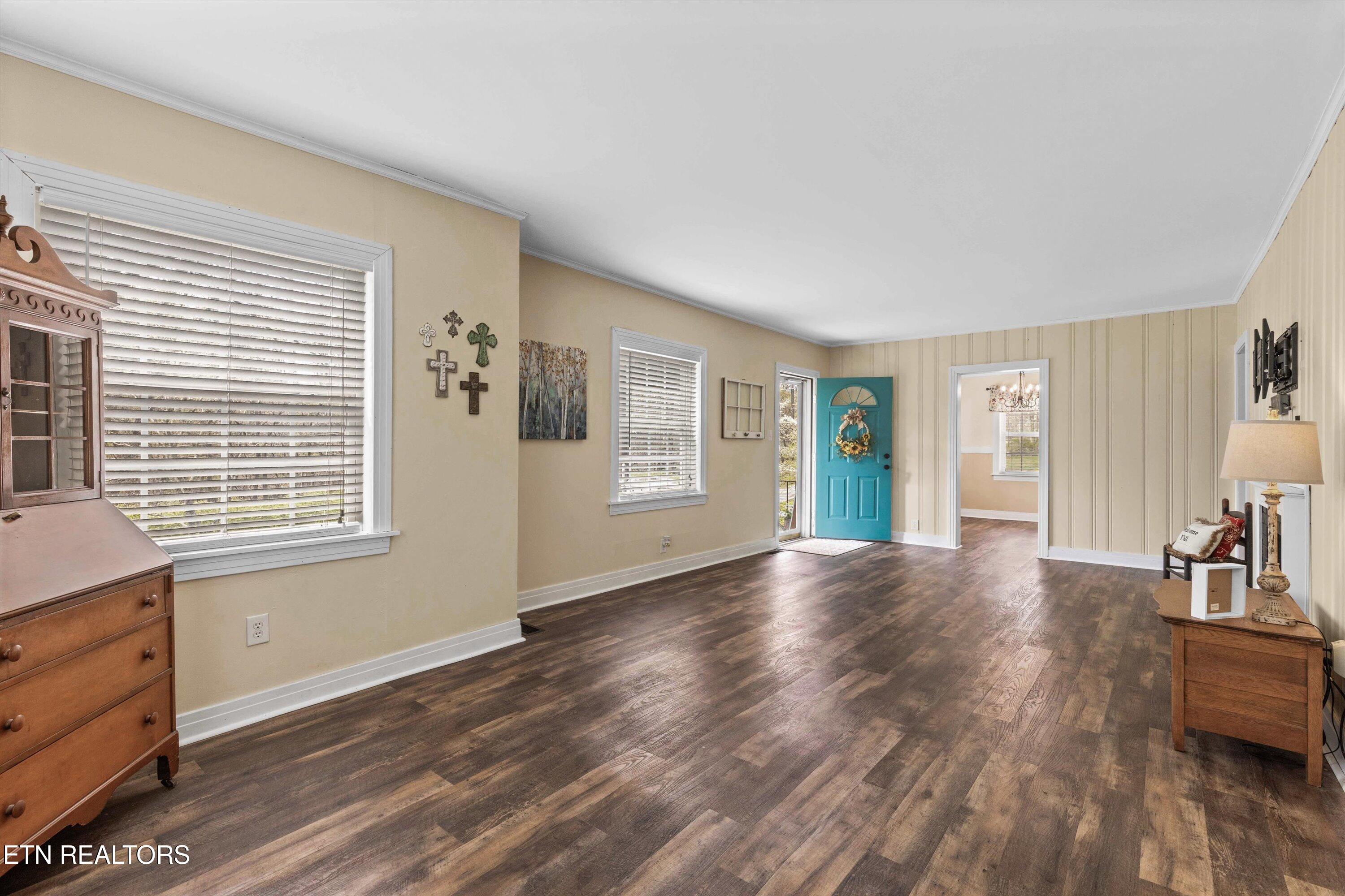5702-5704 Wise Springs Road Knoxville, TN 37918 - Photo 5 of 36 06-5704 Wise Springs Rd21