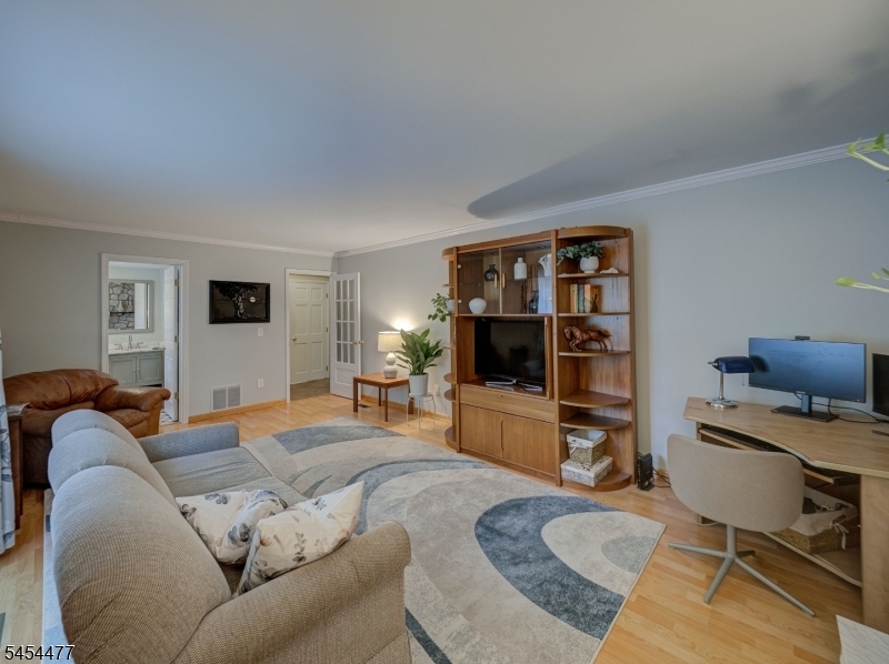 548 Garretson Road Bridgewater, NJ 08807 - Photo 16 of 48 Gallery Image 16