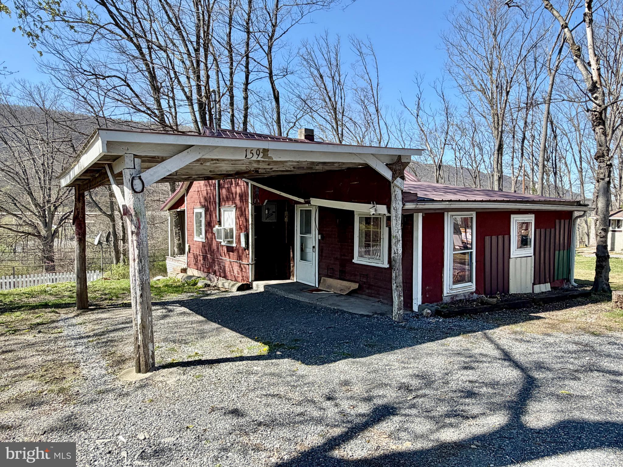 159 Erie Street Everett, PA 15537 - Photo 3 of 16