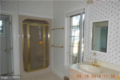 2880 Cox Neck Road Chester, MD 21619 - Photo 19 of 26 Bath