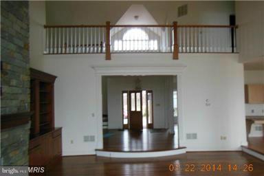 2880 Cox Neck Road Chester, MD 21619 - Photo 8 of 26 Living Room