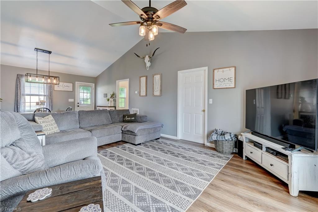 102 Rink Road Mayodan, NC 27027 - Photo 7 of 22 Gallery Image 7
