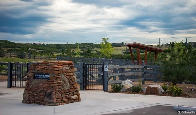 a view of a house with swimming pool