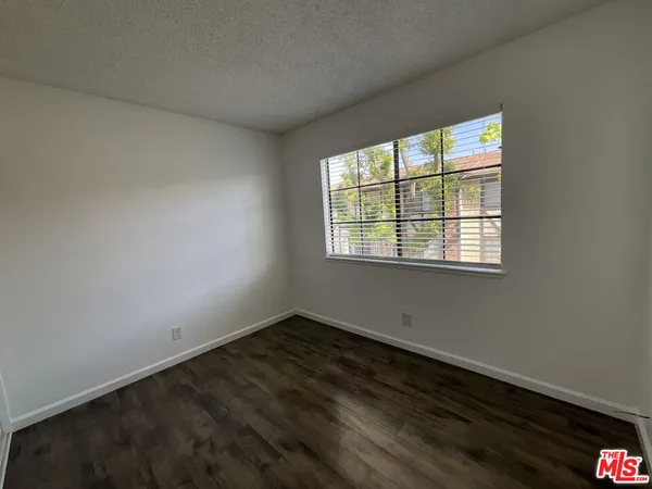 $2,495 | 142 East Merrill Avenue, Rialto, CA 92376