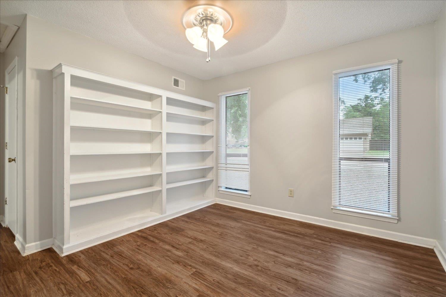 6105 Shade Tree Drive Bartlett, TN 38134 - Photo 23 of 35