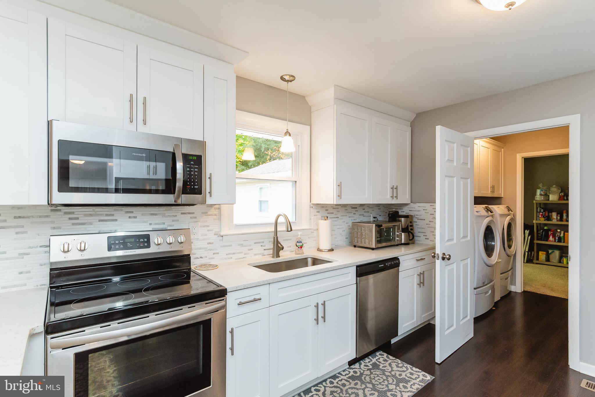 33 Valley View Drive Hanover, PA 17331 - Photo 13 of 65 Kitchen