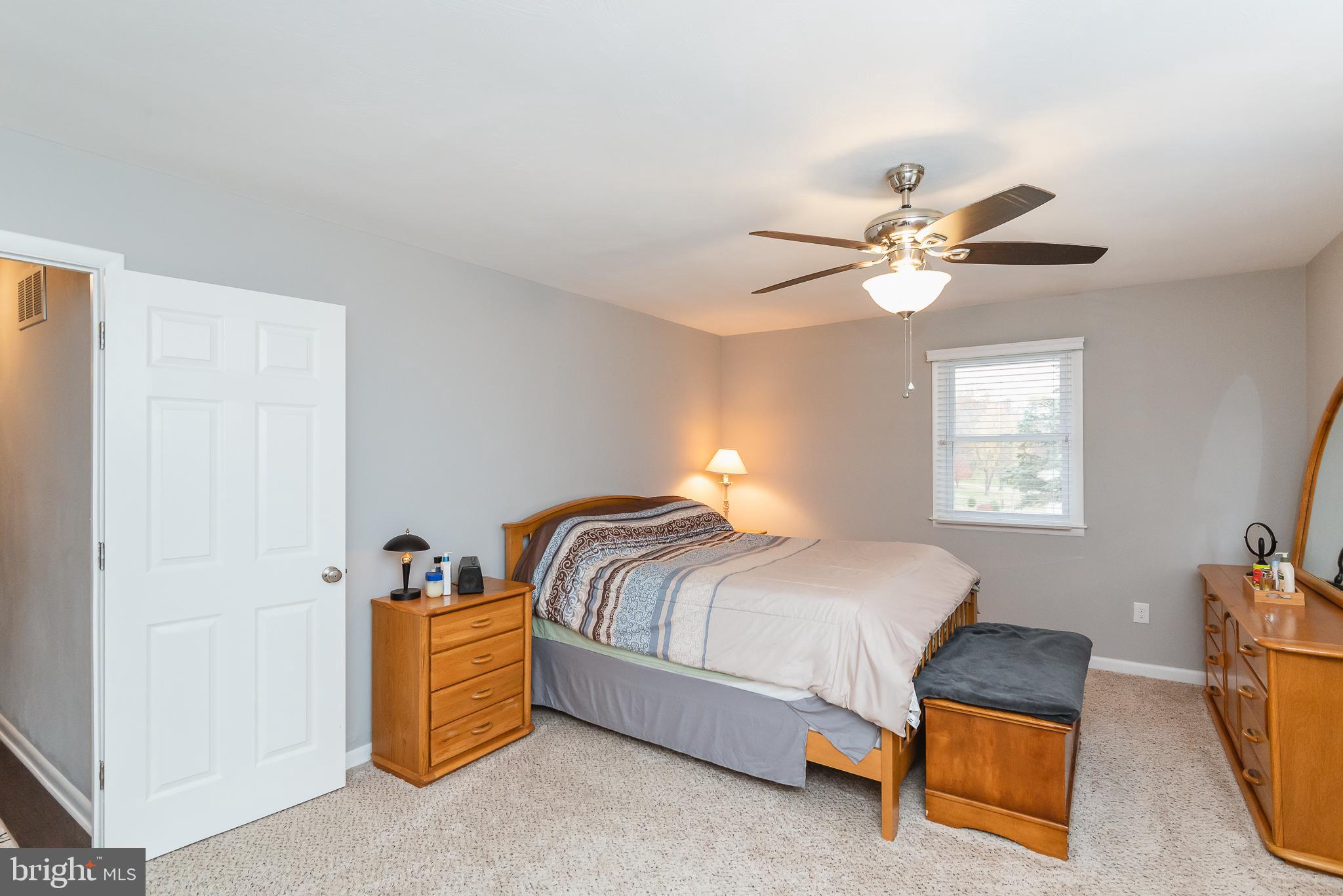 33 Valley View Drive Hanover, PA 17331 - Photo 23 of 65 Primary Suite