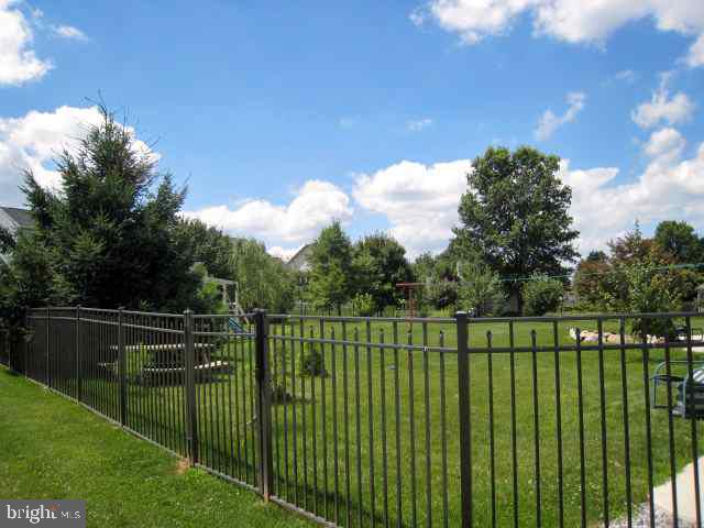 24 Carriage Road Palmyra, PA 17078 - Photo 3 of 12 Gallery Image 3