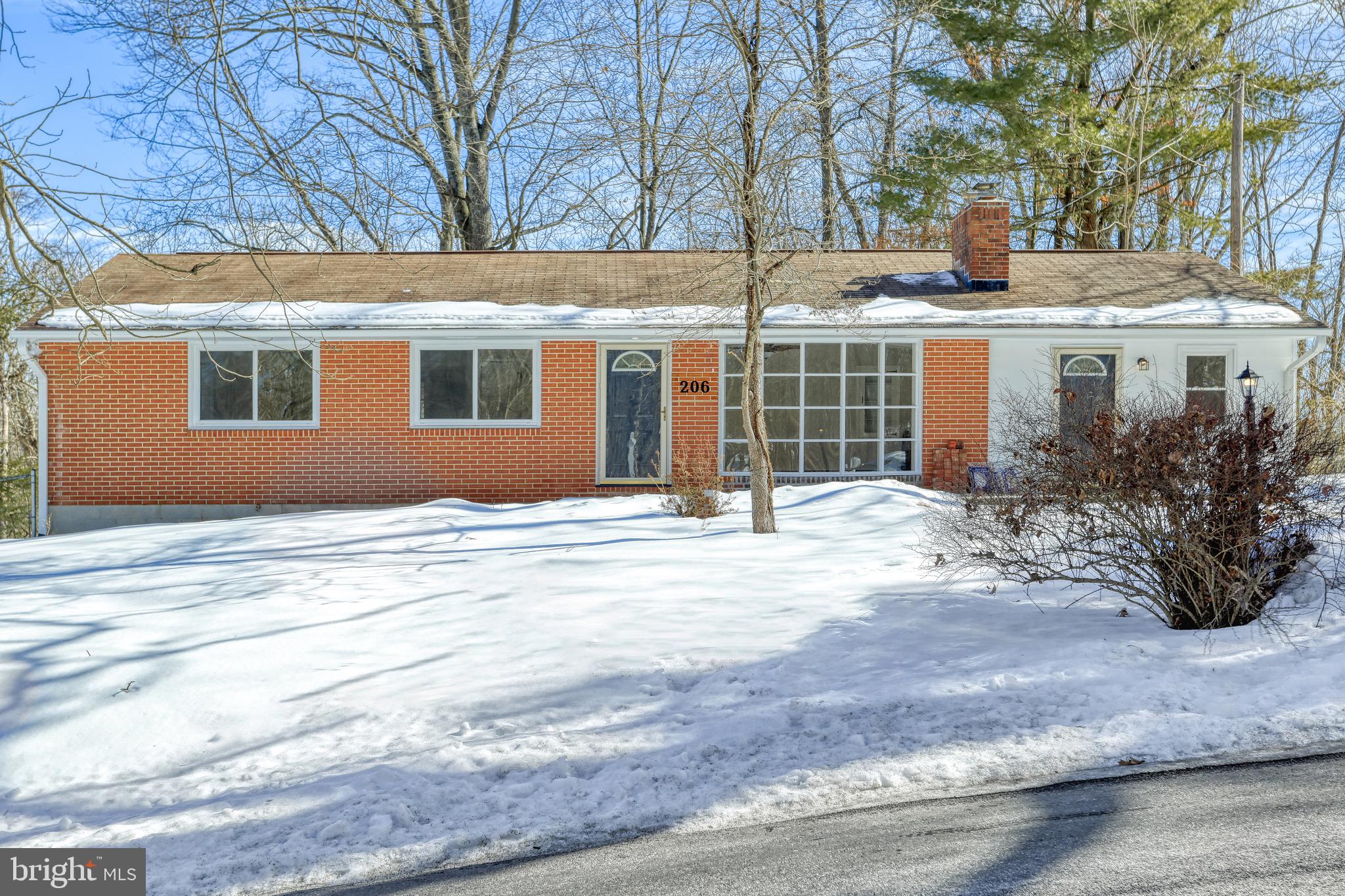 206 Ridge Road Gettysburg, PA 17325 - Photo 1 of 63