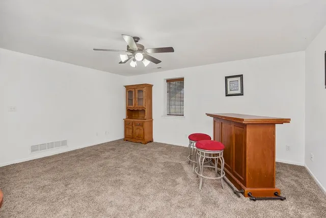 $260,000 | 2085 Country View Court, Tonganoxie, KS 66086