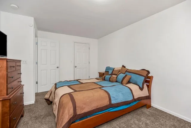 $260,000 | 2085 Country View Court, Tonganoxie, KS 66086