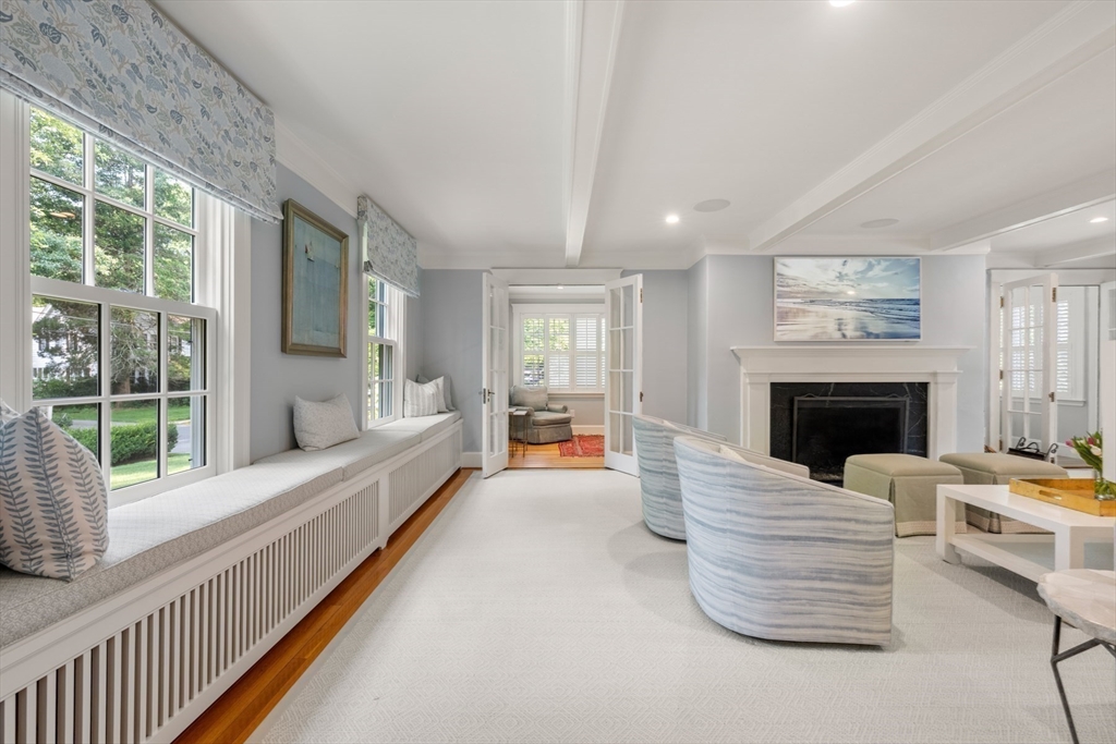32 Arlington Road Wellesley, MA 02481 - Photo 8 of 42 Gallery Image 8