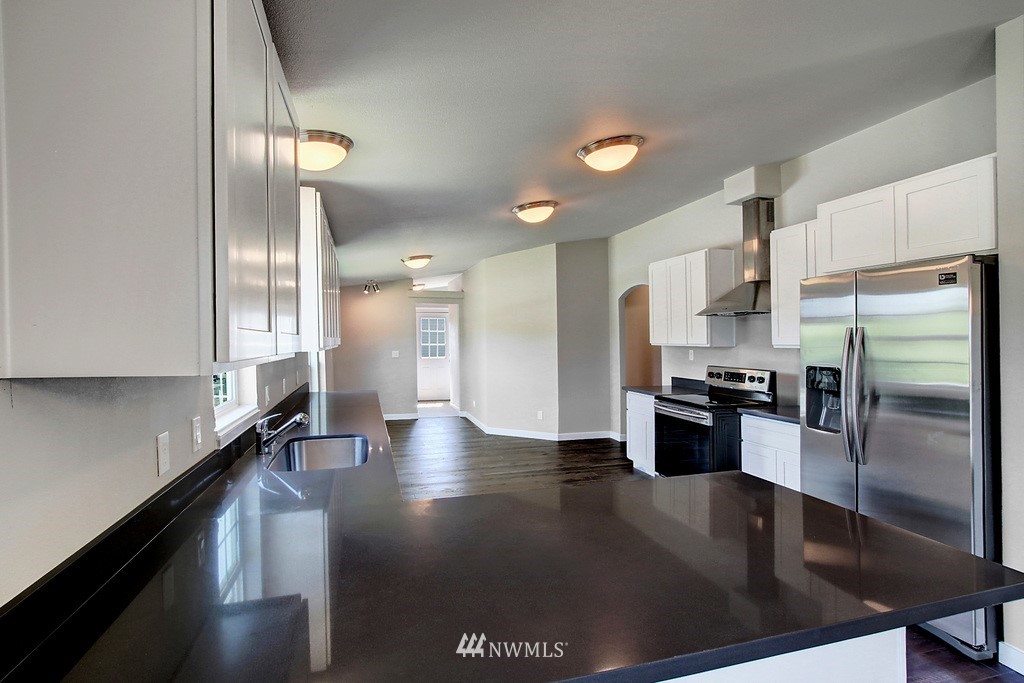 24590 Wicker Road Sedro-Woolley, WA 98284 - Photo 3 of 17 Gallery Image 3