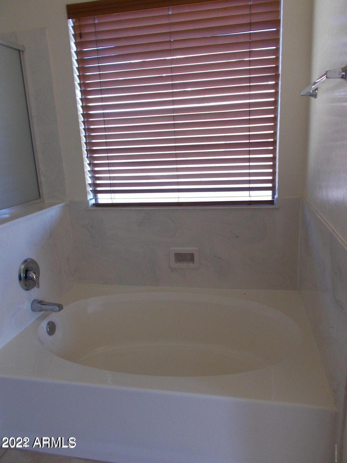 1035 South Limestone Street Benson, AZ 85602 - Photo 11 of 16 20210329141239723334000000-o
