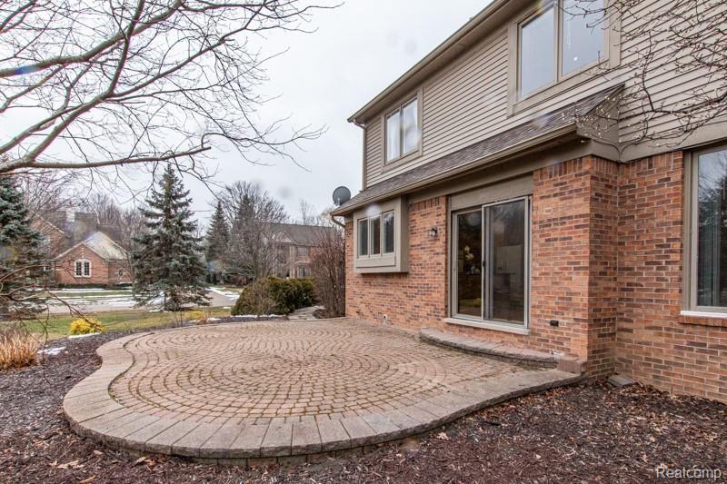 47955 Pavillon Road Canton, MI 48188 - Photo 8 of 53