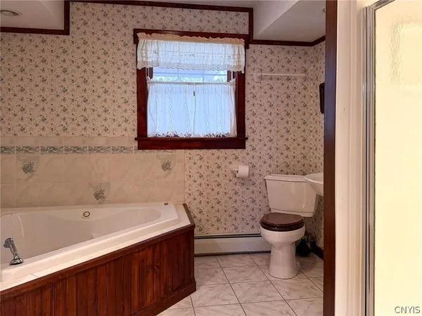 $305,000 | 1815 School Street, Brookfield, NY 13364