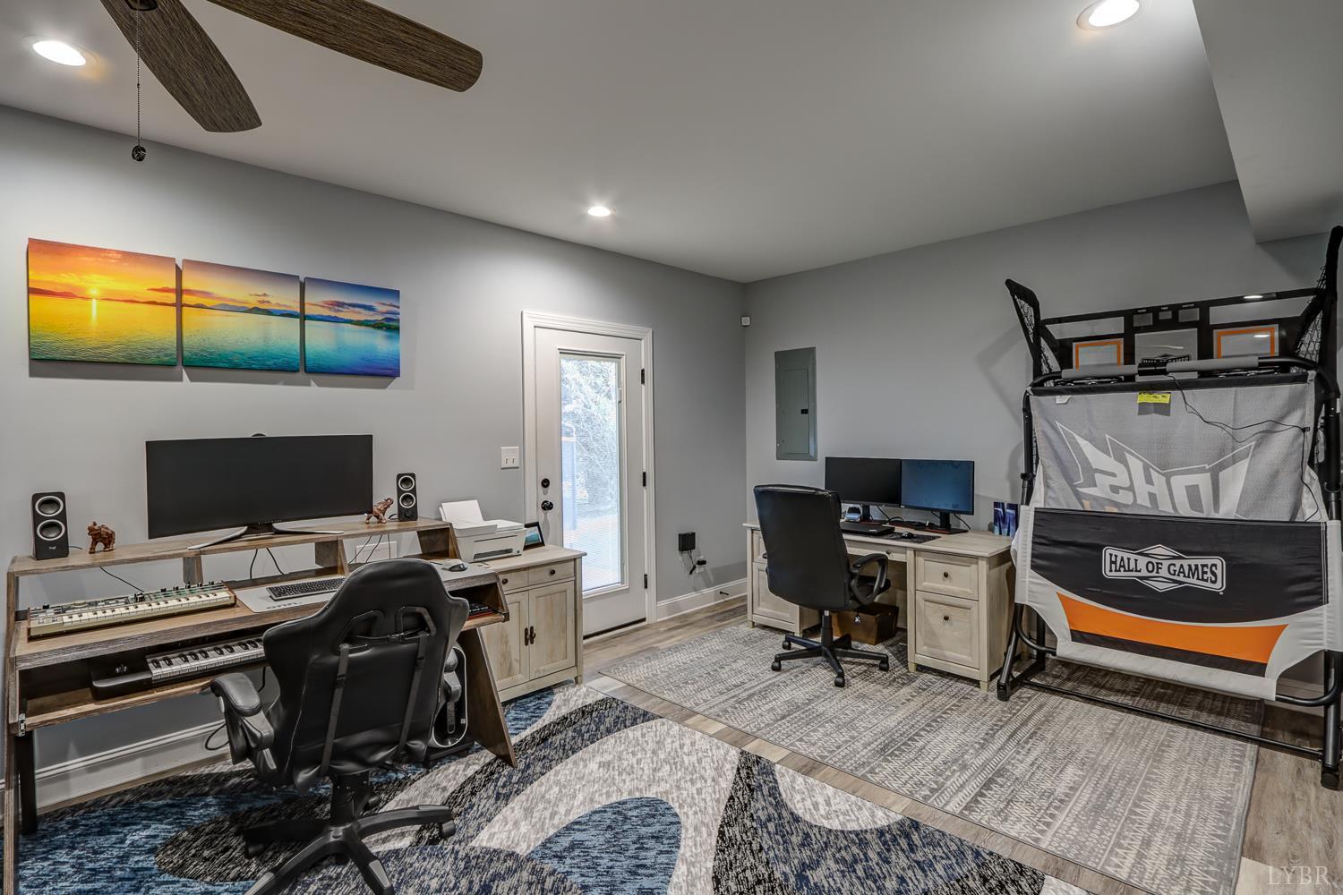 1013 Cobblestone Lane Forest, VA 24551 - Photo 39 of 49 a workspace with furniture and a rug