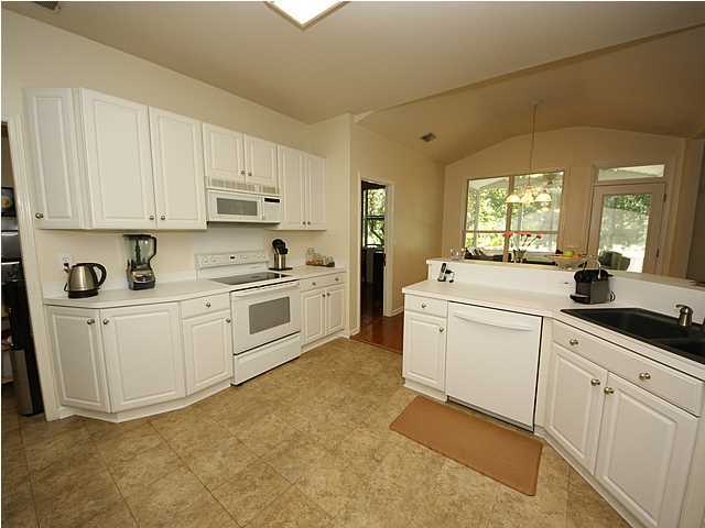 312 Clubview Road Summerville, SC 29485 - Photo 6 of 24 Additional Photo