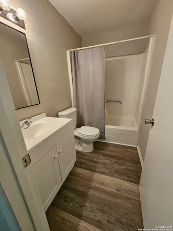 $1,595 | 5814 Cliffmont Drive, San Antonio, TX 78250