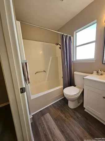 $1,595 | 5814 Cliffmont Drive, San Antonio, TX 78250