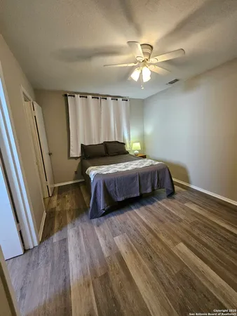 $1,595 | 5814 Cliffmont Drive, San Antonio, TX 78250