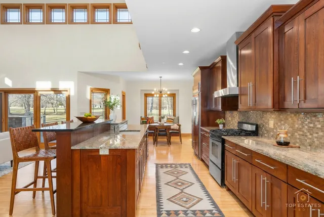 $1,350,000 | 1863 Pheasant Run, Long Grove, IL 60047