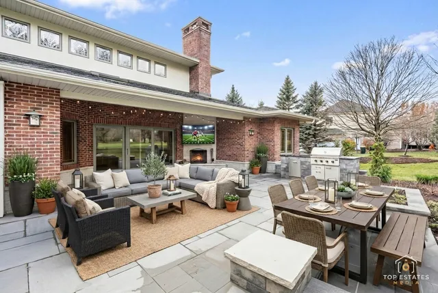 $1,350,000 | 1863 Pheasant Run, Long Grove, IL 60047