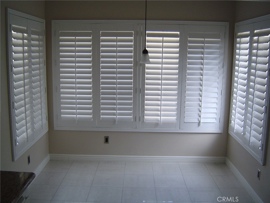 902 Basilone Drive Riverside, CA 92506 - Photo 9 of 21 Gallery Image 9