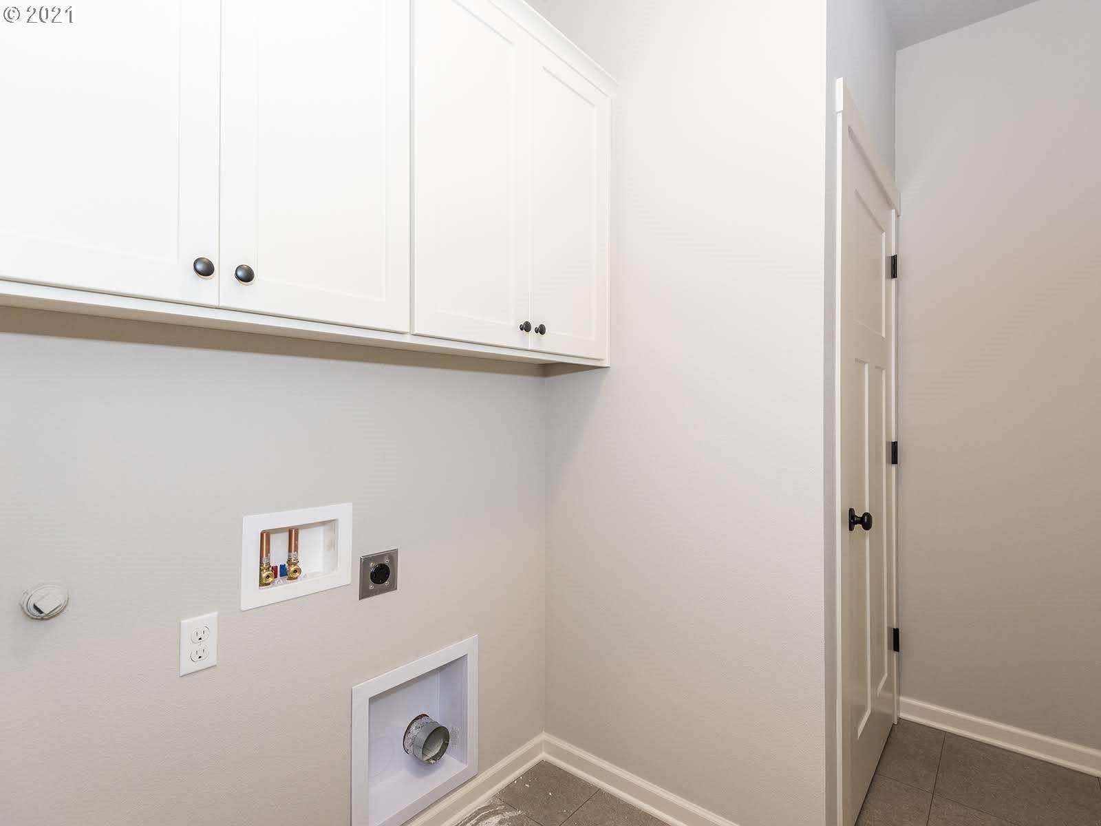 3736 South 42nd Place Ridgefield, WA 98642 - Photo 21 of 31 a view of utility room
