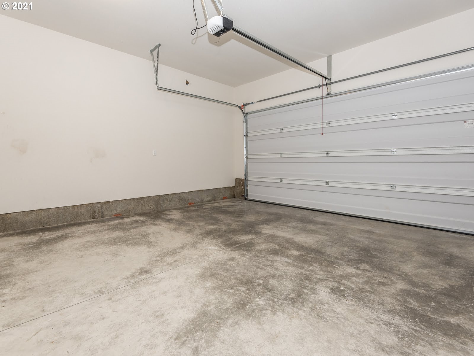 3736 South 42nd Place Ridgefield, WA 98642 - Photo 5 of 31 a view of a room with an empty space