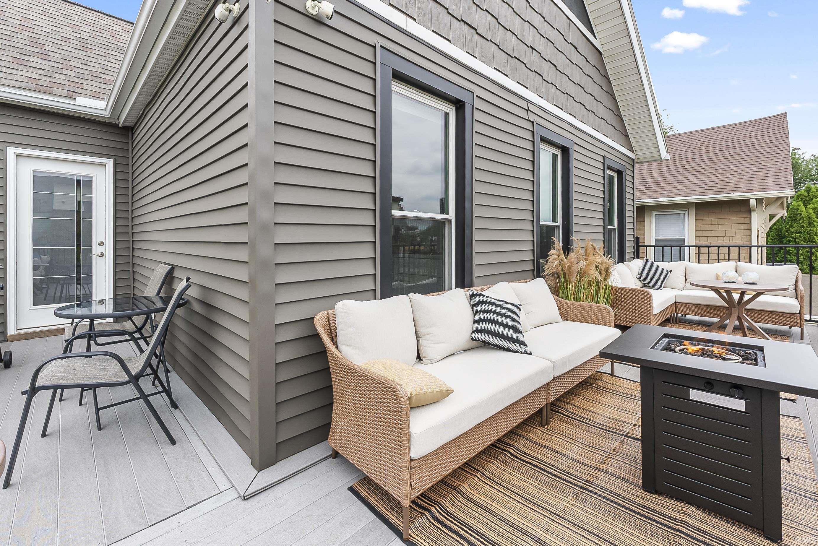 1206 Fairfield Avenue Fort Wayne, IN 46802 - Photo 2 of 34