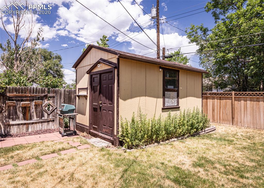 1805 Couch Place Colorado Springs, CO 80911 - Photo 31 of 34