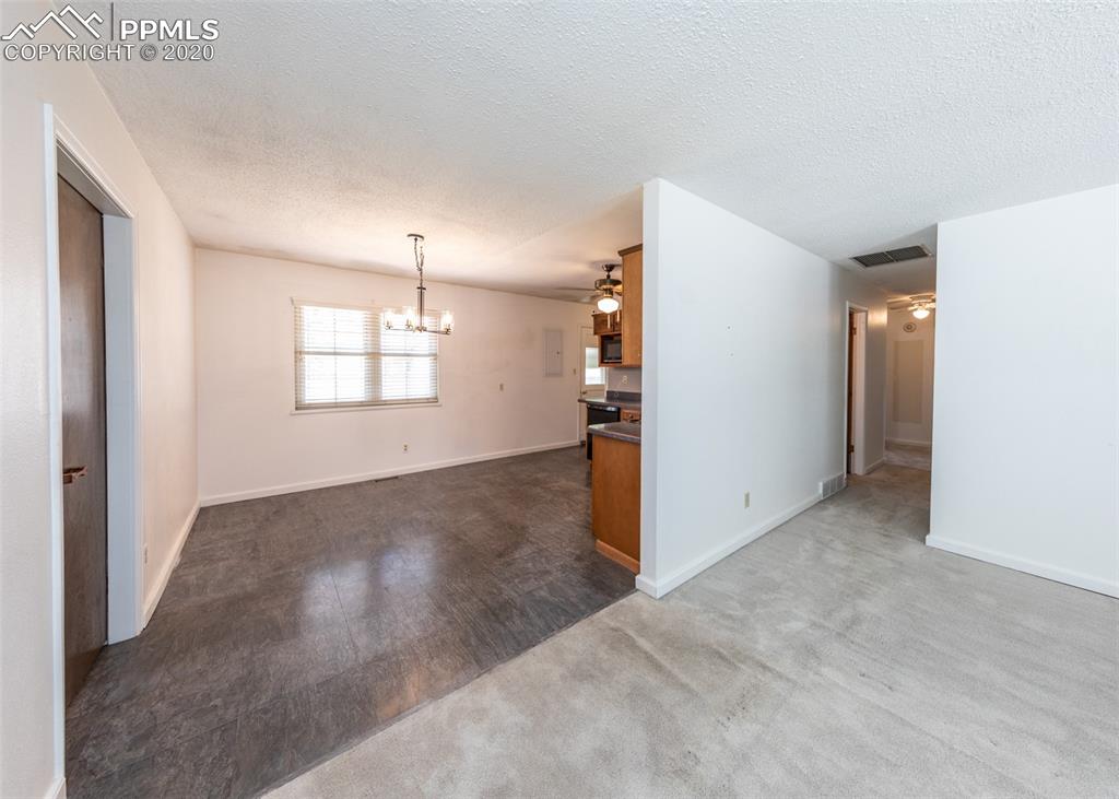 1805 Couch Place Colorado Springs, CO 80911 - Photo 6 of 34
