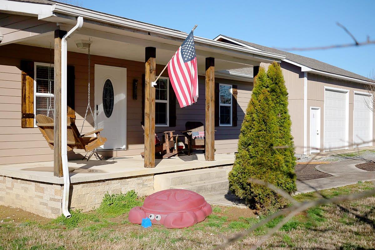 184 Gard Road Smithville, TN 37166 - Photo 3 of 23 Gallery Image 3