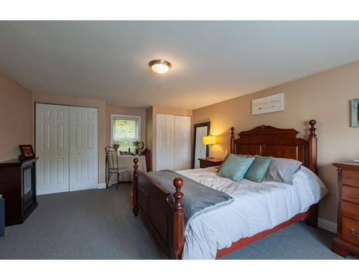 60 Rockingham Avenue Lowell, MA 01851 - Photo 10 of 23 Gallery Image 10