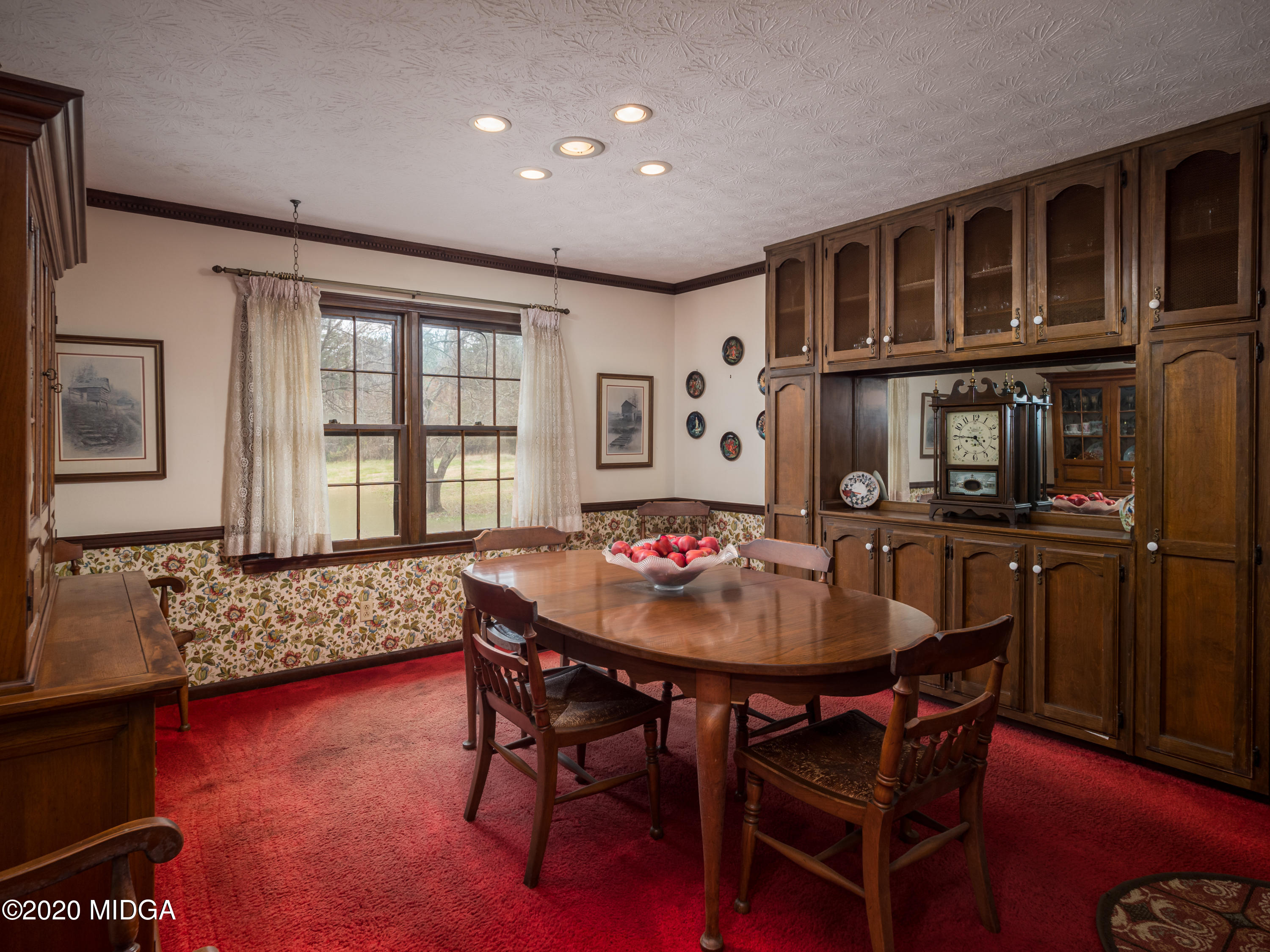 115 Hasty Road Jackson, GA 30233 - Photo 11 of 36 a dining room with furniture and window