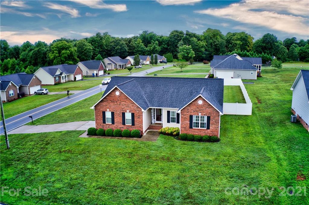 4805 County Home Road Conover, NC 28613 - Photo 2 of 37 Gallery Image 2