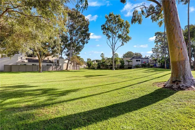 $1,499,000 | 7012 Little Harbor Drive, Huntington Beach, CA 92648