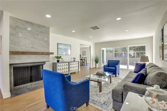 $1,499,000 | 7012 Little Harbor Drive, Huntington Beach, CA 92648