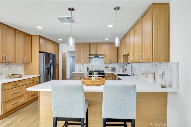 $1,499,000 | 7012 Little Harbor Drive, Huntington Beach, CA 92648